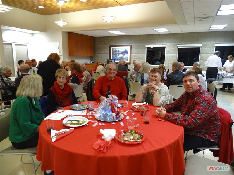 2016 Christmas party 039