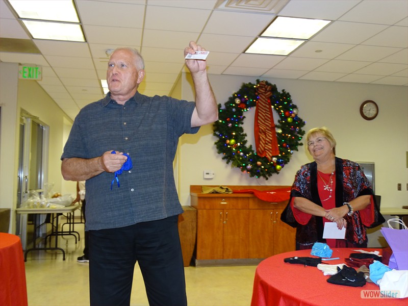 2016 Christmas party 054